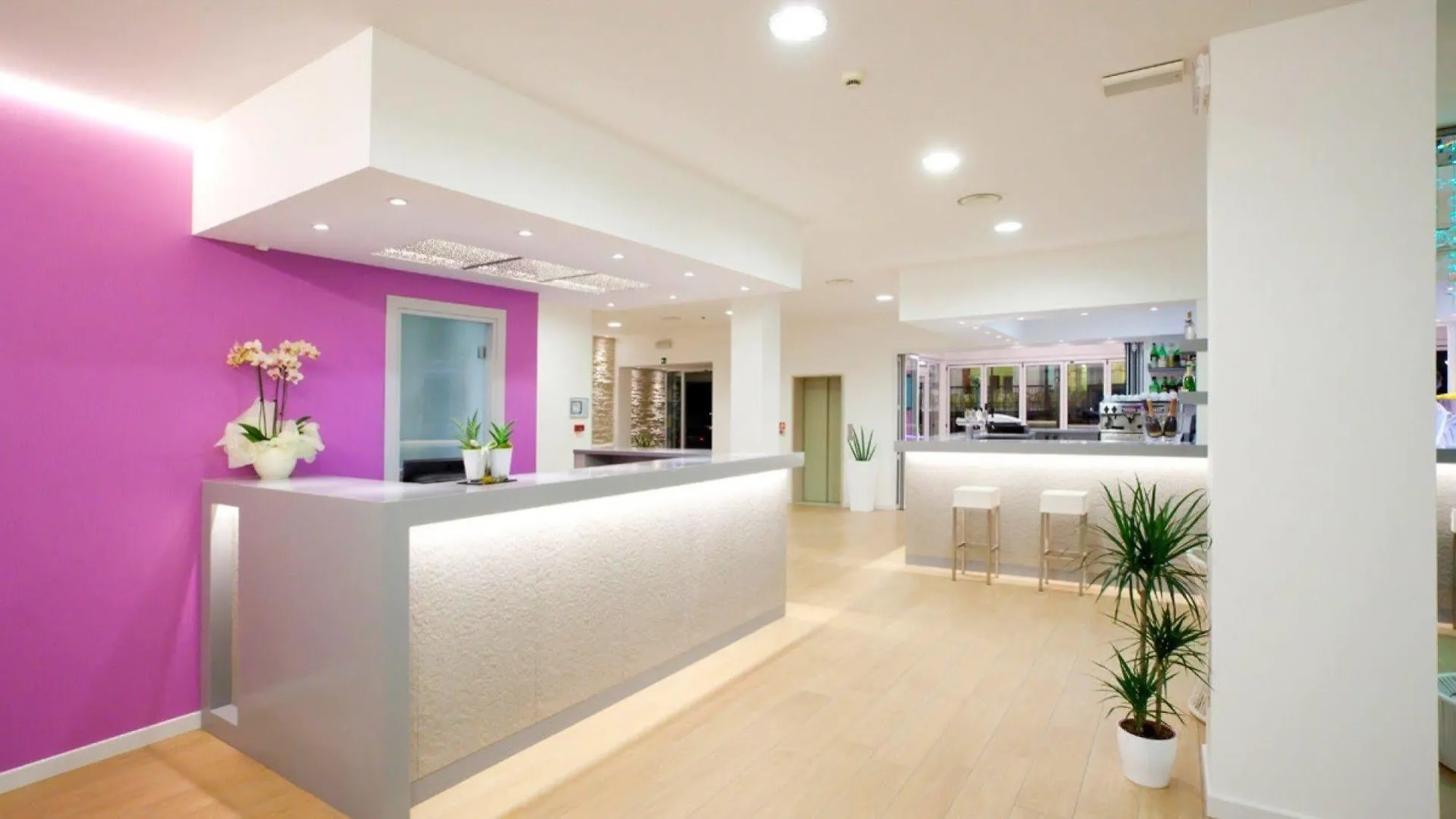 Hotel Lux Caorle 3*,  Itálie