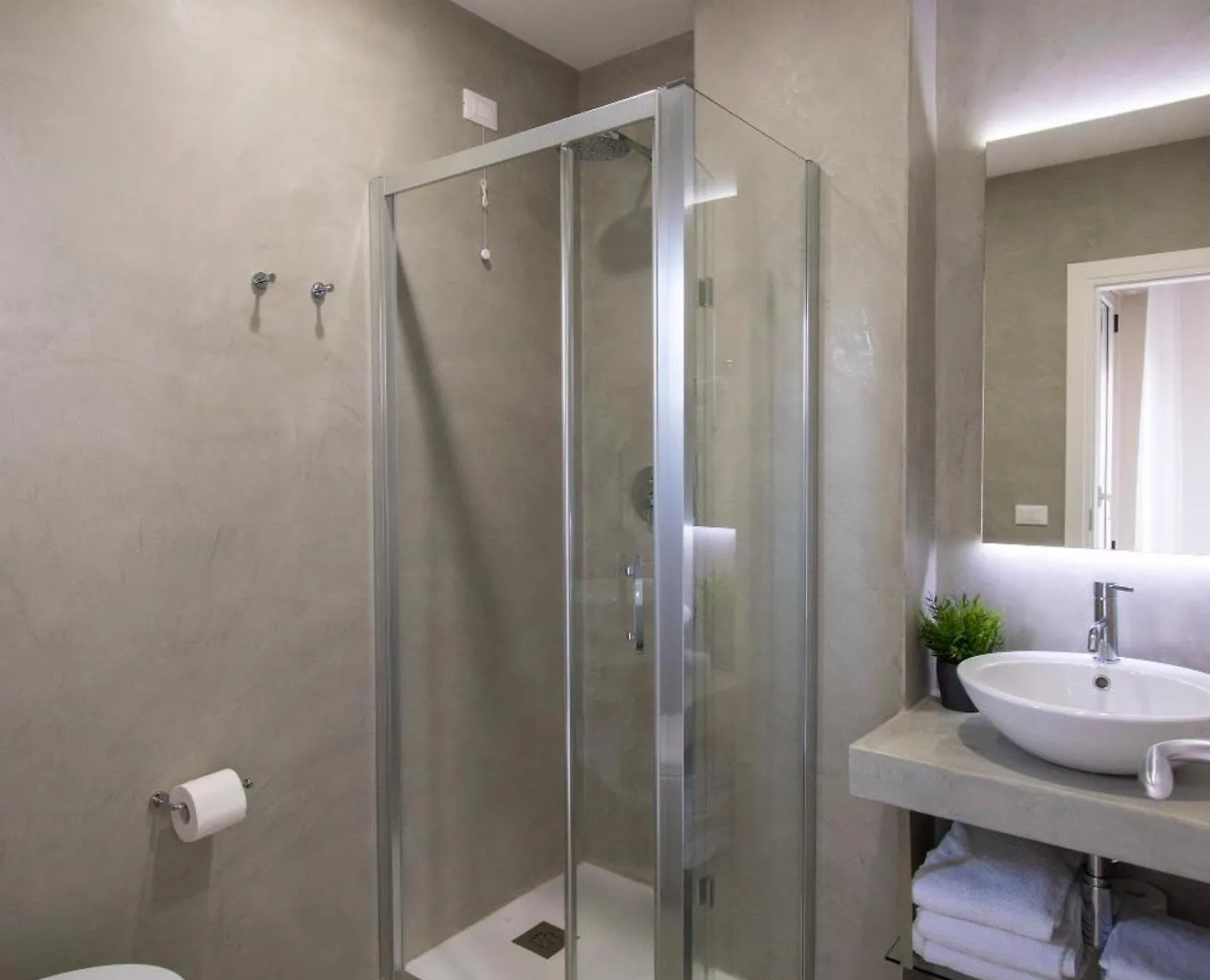 Hotel Lux Καόρλε