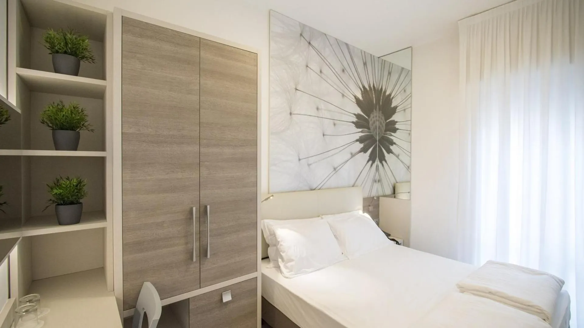 Hotel Lux Καόρλε
